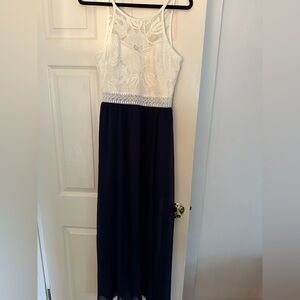 Elegant White and Navy Lace Maxi Dress